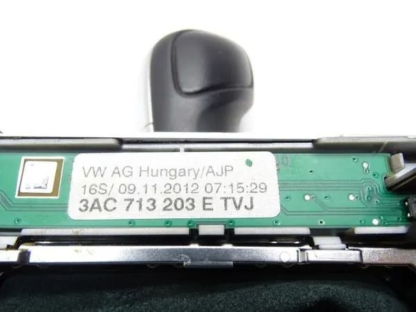 Schaltknauf OEM 3AC713203E für VW Passat CC image 9