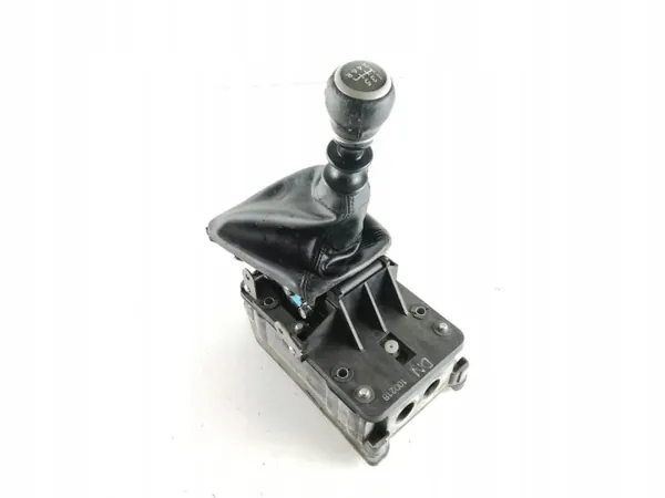Levier de vitesses OEM RZV64706 pour Subaru Forester image 4