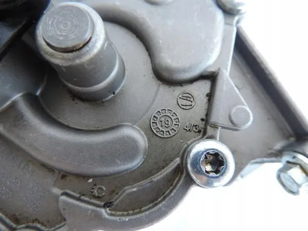 Olje pump Citroen Opel Corsa F 1.2 image 4