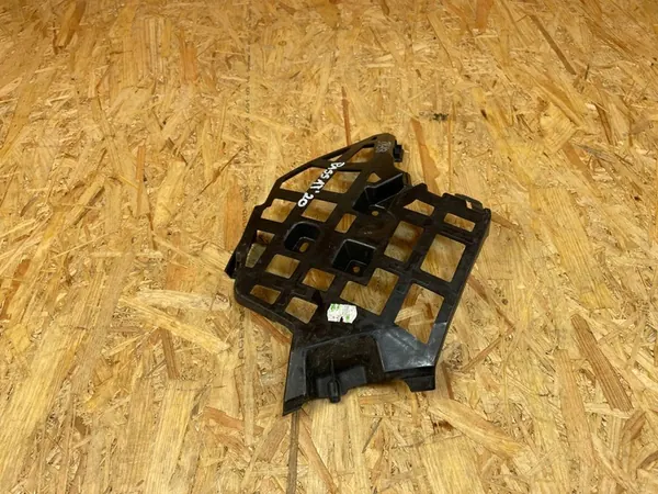 Supporto paraurti anteriore destro VW Passat B8 image 3
