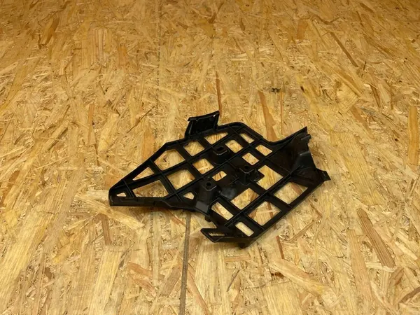 Supporto paraurti anteriore destro VW Passat B8 image 5