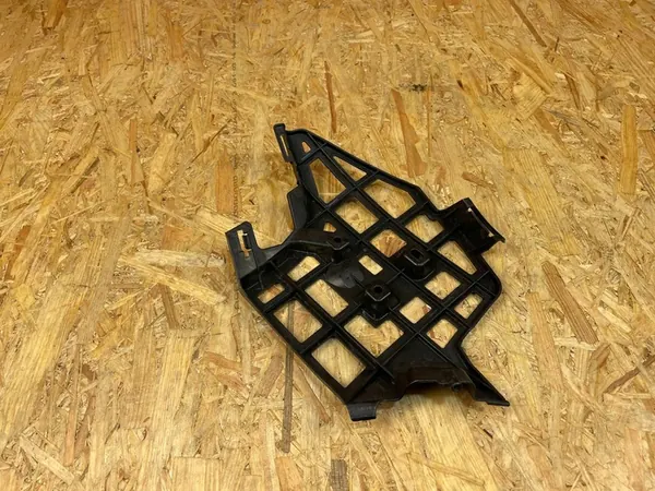 Supporto paraurti anteriore destro VW Passat B8 image 6