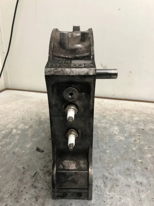 Bloque de cilindros Mazda RX8 OEM APU18883 - Usado image 7