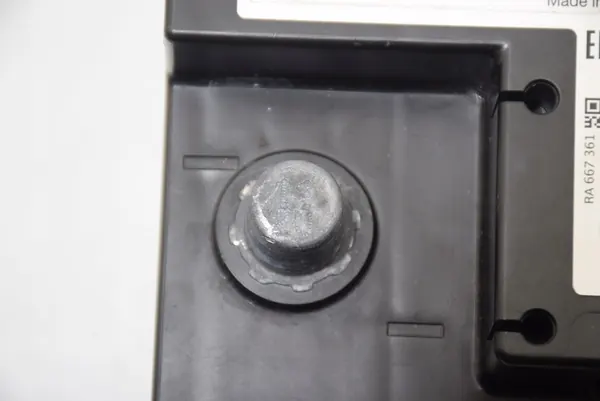 BMW AGM Batterie 50Ah 570A Original 2020 image 7