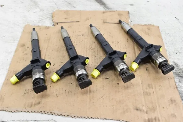 NISSAN X-TRAIL T30 2.2 DCi Injektor 16600ES60A image 4