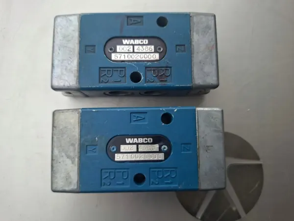 Wabco Mehrwegeventil OEM 5710020000 - Gebraucht image 2