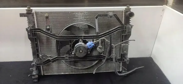 Framstötfångare RENAULT CLIO IV 2015 214810048R image 2