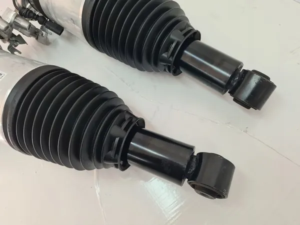 AMMORTIZZATORE VOLKSWAGEN TOUAREG 7P6616019N 7P6616020N image 3