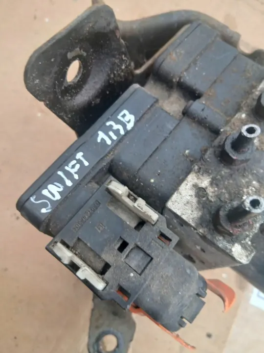 Pompe ABS OEM 62J0BE pour Suzuki Swift III MK6 1.3 image 3