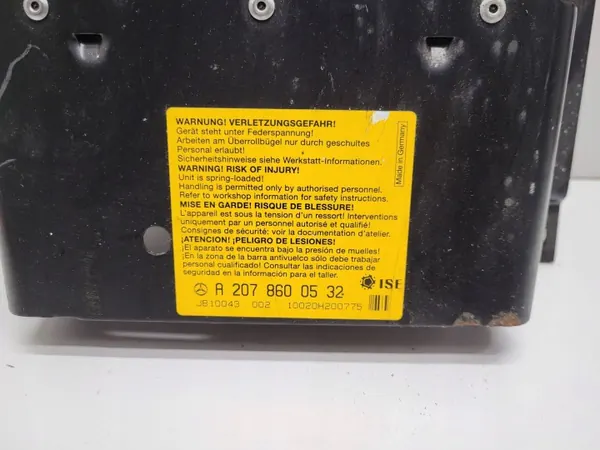 Pilar de encosto de cabeça esquerdo OEM A2078600532 Mercedes E W207 image 5