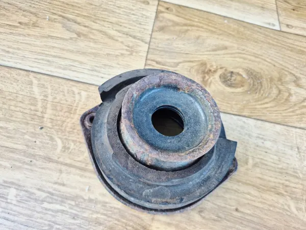 OEM 357512107A Yläiskiskujousitus Taka Audi A4 B5 image 3