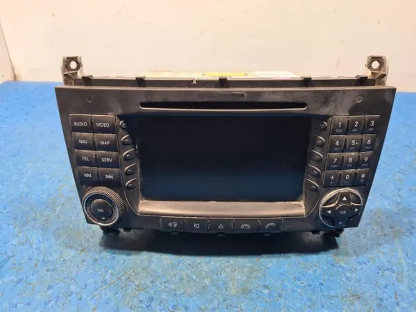 Gebrauchter Radioheber OEM A2038703589 für Mercedes W203 image 2