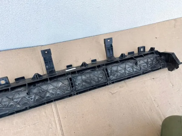 Porsche luftventillamel OEM 9Y0122451 för Cayenne 9Y image 10