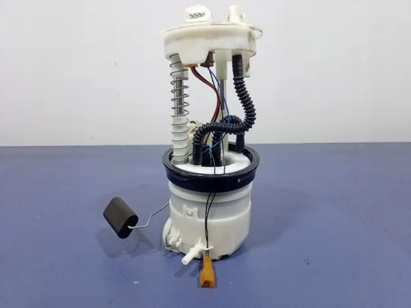 Nissan OE Bränslepumpsflytare OEM 17040JD02A image 3