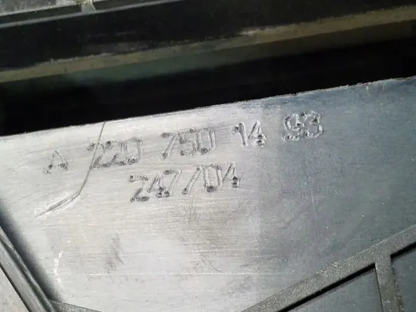 Puxador de porta-malas Mercedes-Benz S W220 OEM A2207501493 image 4