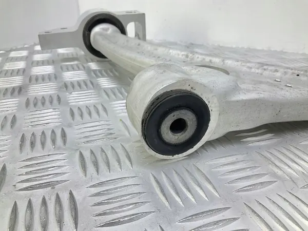 Braccio di controllo Audi Q3 8U image 4