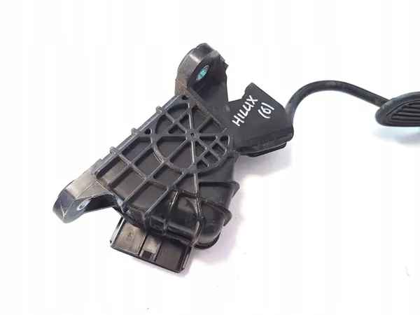 Gaspedaal Toyota Hilux (AN10, AN20, AN30) 2011 OEM image 5