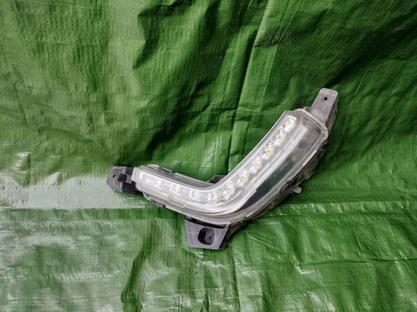 Hyundai i10 II 13- LED DRL dianteiro direito image 1