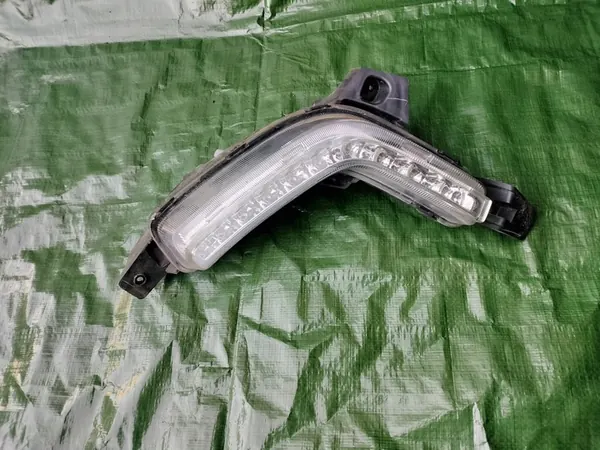 Hyundai i10 II 13- LED DRL dianteiro direito image 3