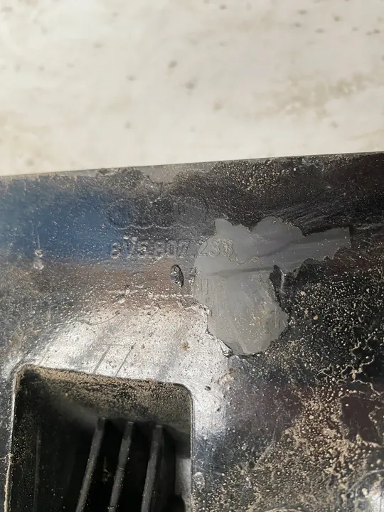 AUDI A3 8V SEDAN Protector Parachoques 8V5807233A image 3