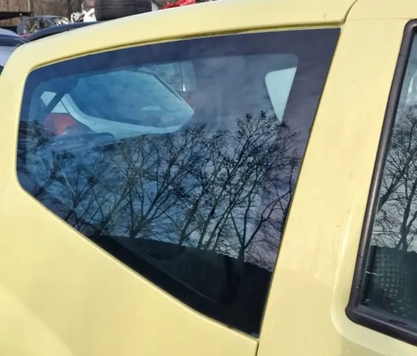 Citroen C2 Kori Las Oikea Taka OEM Osa image 2