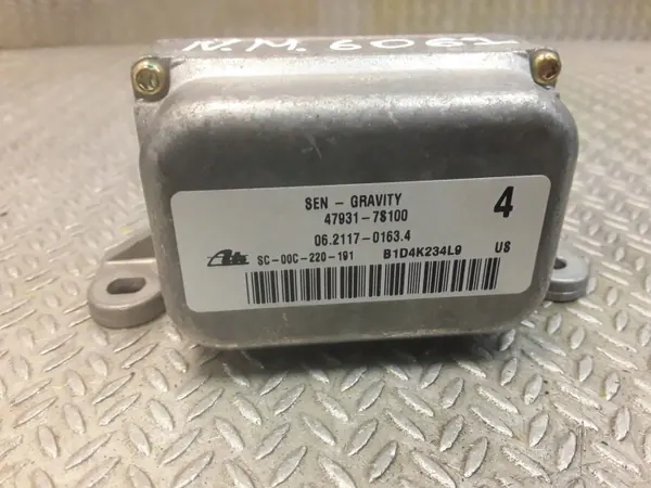 Sensor de guiñada ESP Nissan Murano OEM 4793178100 image 4