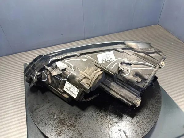 Farol Direito VW Jetta IV 15-18 5C7941006A image 4