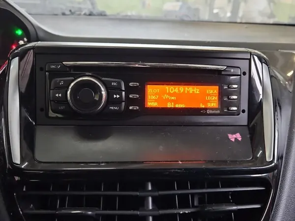 OEM 98030745ZD Fabrieksradio voor Peugeot 208 I image 2