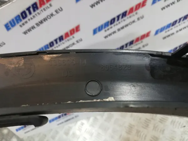 BMW OEM 8064824 8064826 Garniture d'aile arrière droite image 5