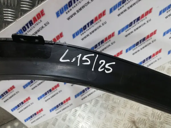 BMW OEM 8064824 8064826 Garniture d'aile arrière droite image 7