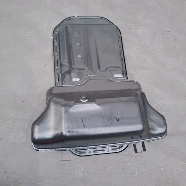 TOYOTA HILUX OLJEPANNA 121010L030 image 3