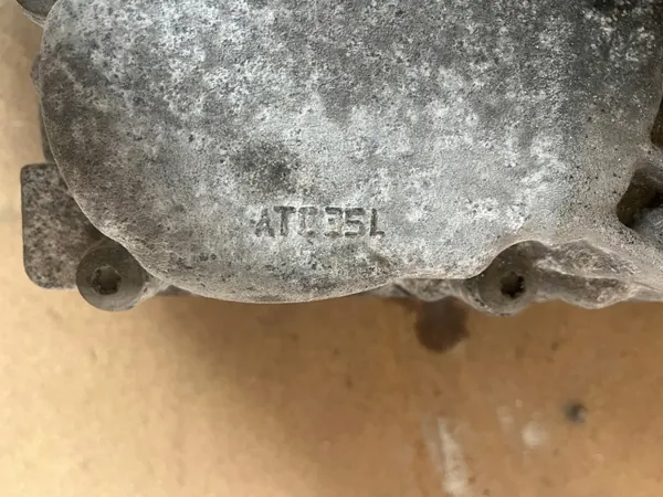 BMW 8643153 8643149 Versnellingsreductor ATC35L Gebruikt image 5