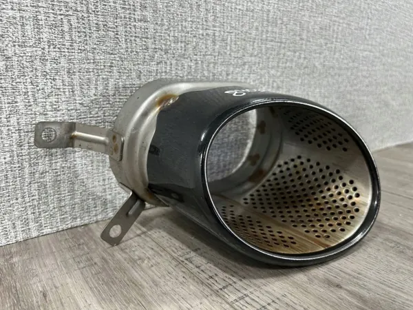 Audi RS3 8Y0 20-24 Uitlaatpunt Rechts Achter Zwart OEM 8Y0253824A image 3