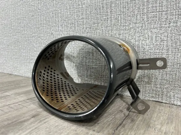 Audi RS3 8Y0 20-24 Uitlaatpunt Rechts Achter Zwart OEM 8Y0253824A image 5