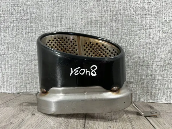 Audi RS3 8Y0 20-24 Uitlaatpunt Rechts Achter Zwart OEM 8Y0253824A image 7