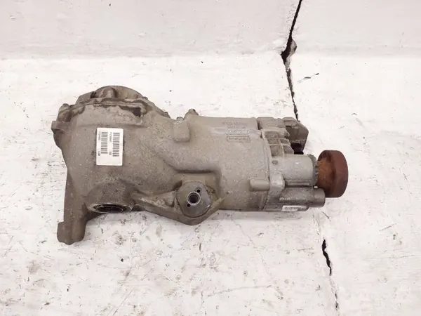 2010 Volvo XC90 Bakre differential P1216647 image 2