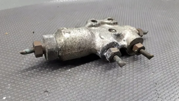 Bromskraftkorrigerare OEM Volvo 850 - Begagnad image 3