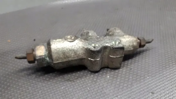 Bromskraftkorrigerare OEM Volvo 850 - Begagnad image 5