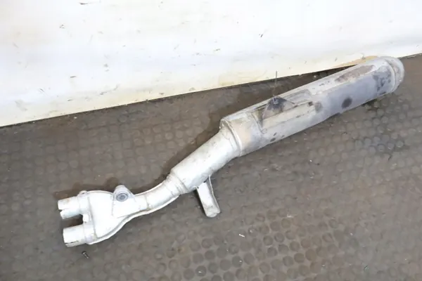 Honda NT 650 Auspufftopf - Gebrauchtes OEM-Teil image 4