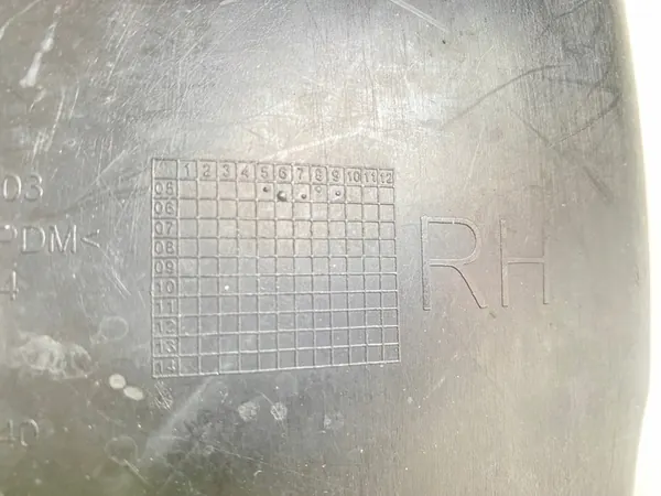 Right Front Wheel Arch Opel Astra III H 04-2014 image 10