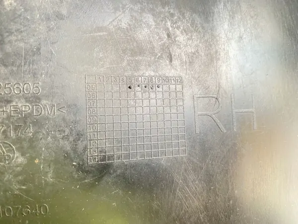 Right Front Wheel Arch Opel Astra III H 04-2014 image 6