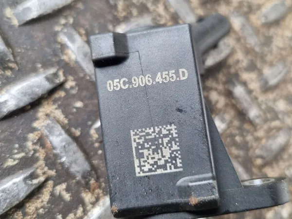 VW TAIGO 1.0 TSI - VÁLVULA DE REGULAÇÃO DE ÓLEO 05C906455D image 2