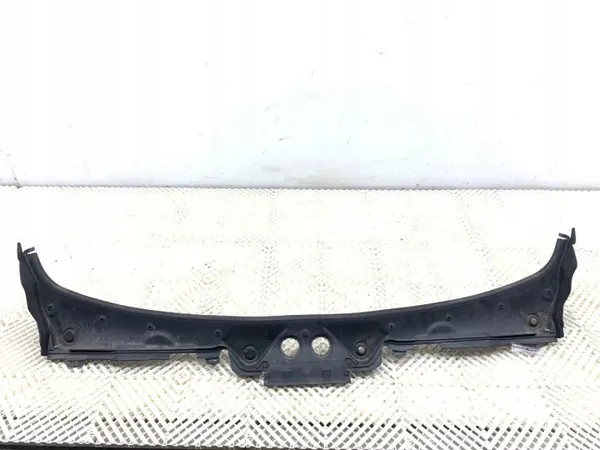 OEM 74850610 Etutuuletinpeite BMW F31:lle image 2
