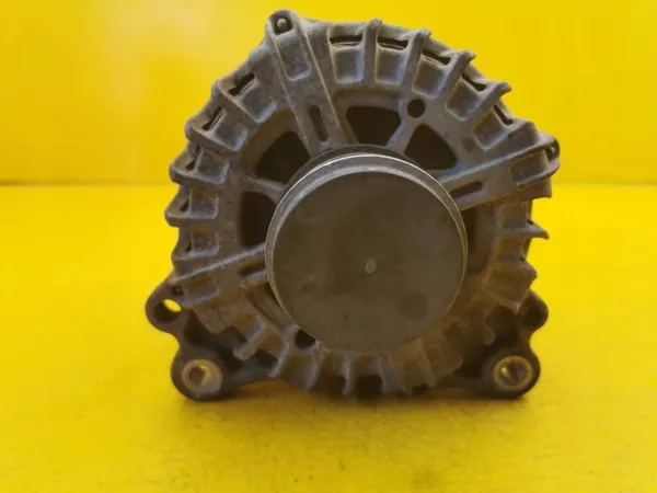 VW Touareg II 3.0 TDI Vaihtovirtageneraattori 059903023L image 5