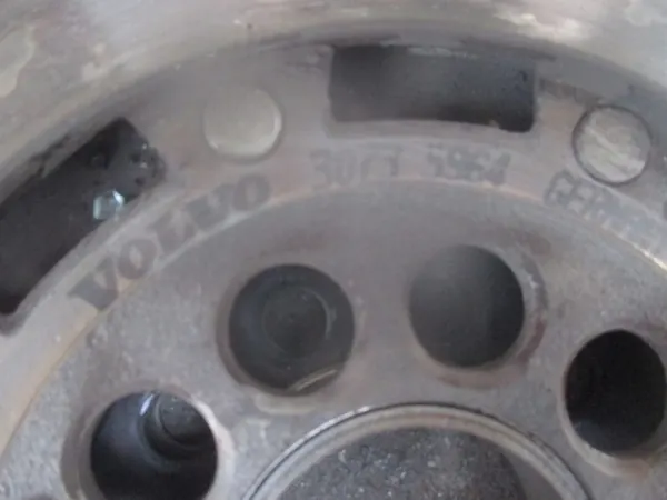 Kaksimassavauhtipyörä Volvo V70 S40 V50 2.4B image 2