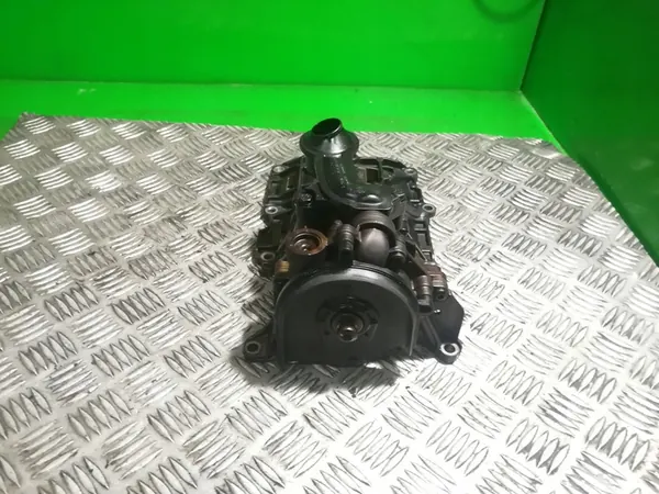 Moottorin öljypumppu BMW N47D20C F30 F20 image 2