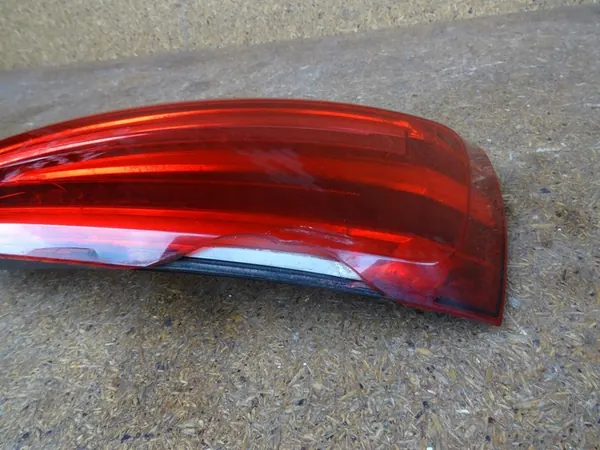 AUDI Q3 8U 11-14 Lámpara LED Trasera Derecha 8U0945094H image 4