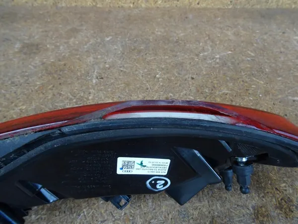 AUDI Q3 8U 11-14 Lámpara LED Trasera Derecha 8U0945094H image 5