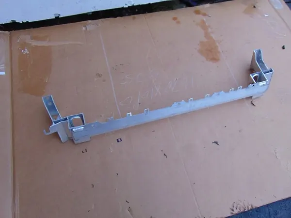 Rinforzo anteriore Mercedes-Benz OE A2466200019 image 4