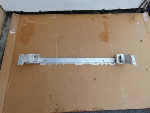 Rinforzo anteriore Mercedes-Benz OE A2466200019 image 6